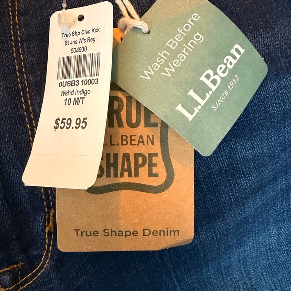 L.L. Bean Women's Classic True Shape Blue Jeans Size 10 - Picture 7 of 7